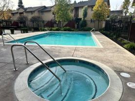 2120 Jennings Ave - Photo 1 of 1