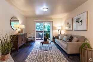 2120 Jennings Ave - Photo 1 of 1