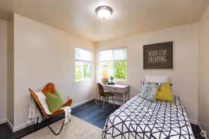 featured image of 2120 Jennings Ave