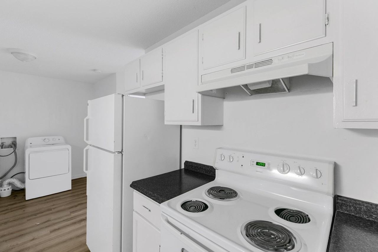 Breezeway - Photo 7 of 20