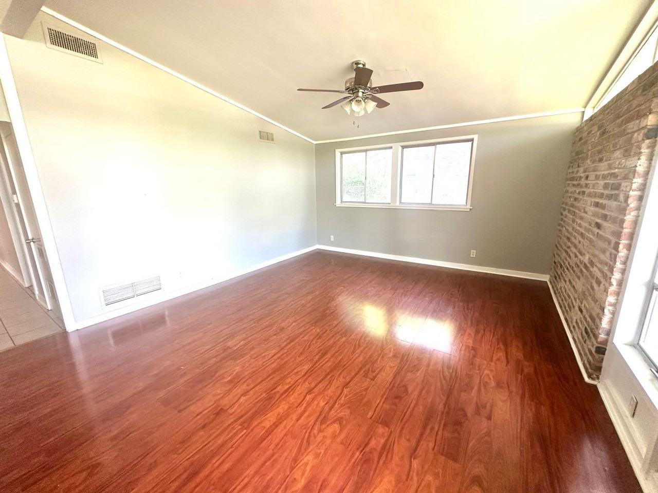 4303 Coventry Rd - Photo 2 of 12