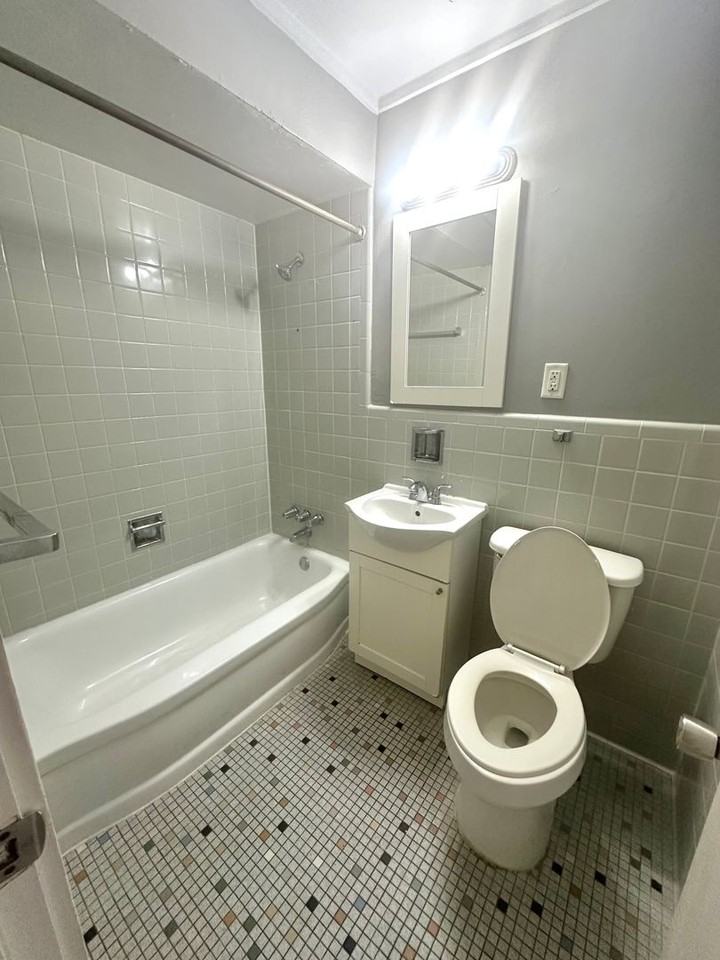 4303 Coventry Rd - Photo 5 of 12