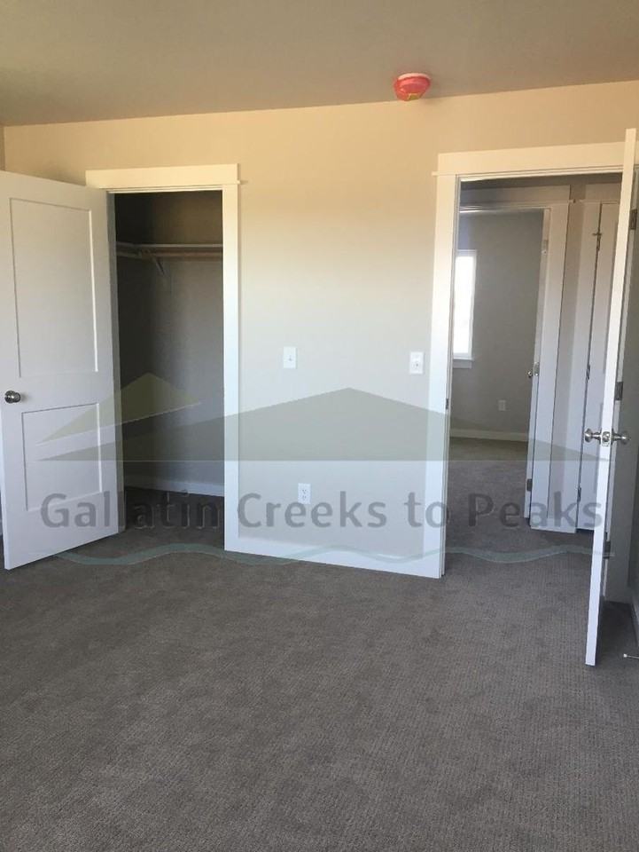 1301 Westwood Circle - Photo 5 of 12