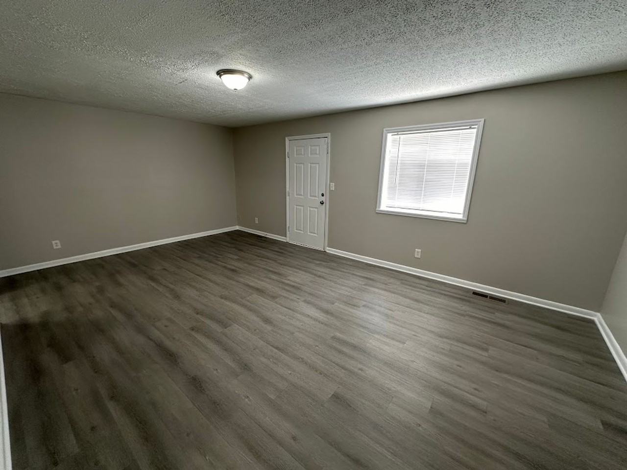 806 Palm St - Photo 6 of 15