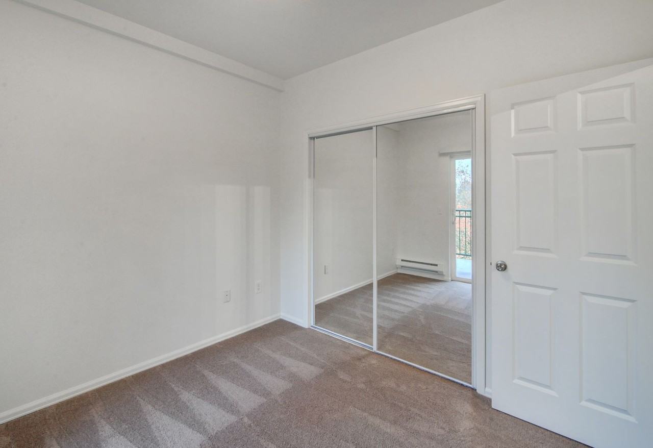 The Nelson Apartments - Photo 4 of 16