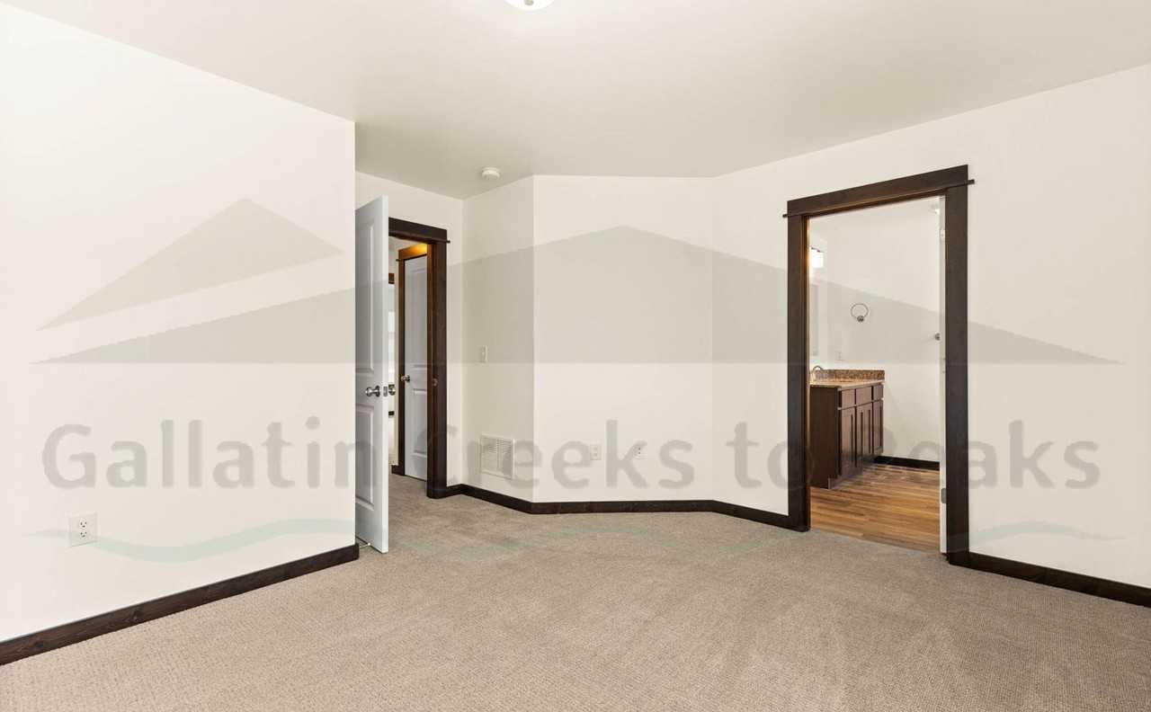 878 Rookery Lane - Photo 2 of 18