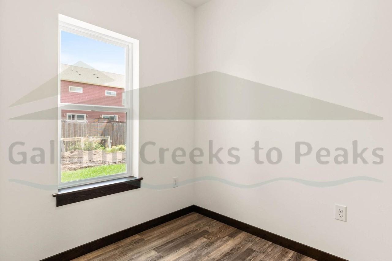 878 Rookery Lane - Photo 7 of 18