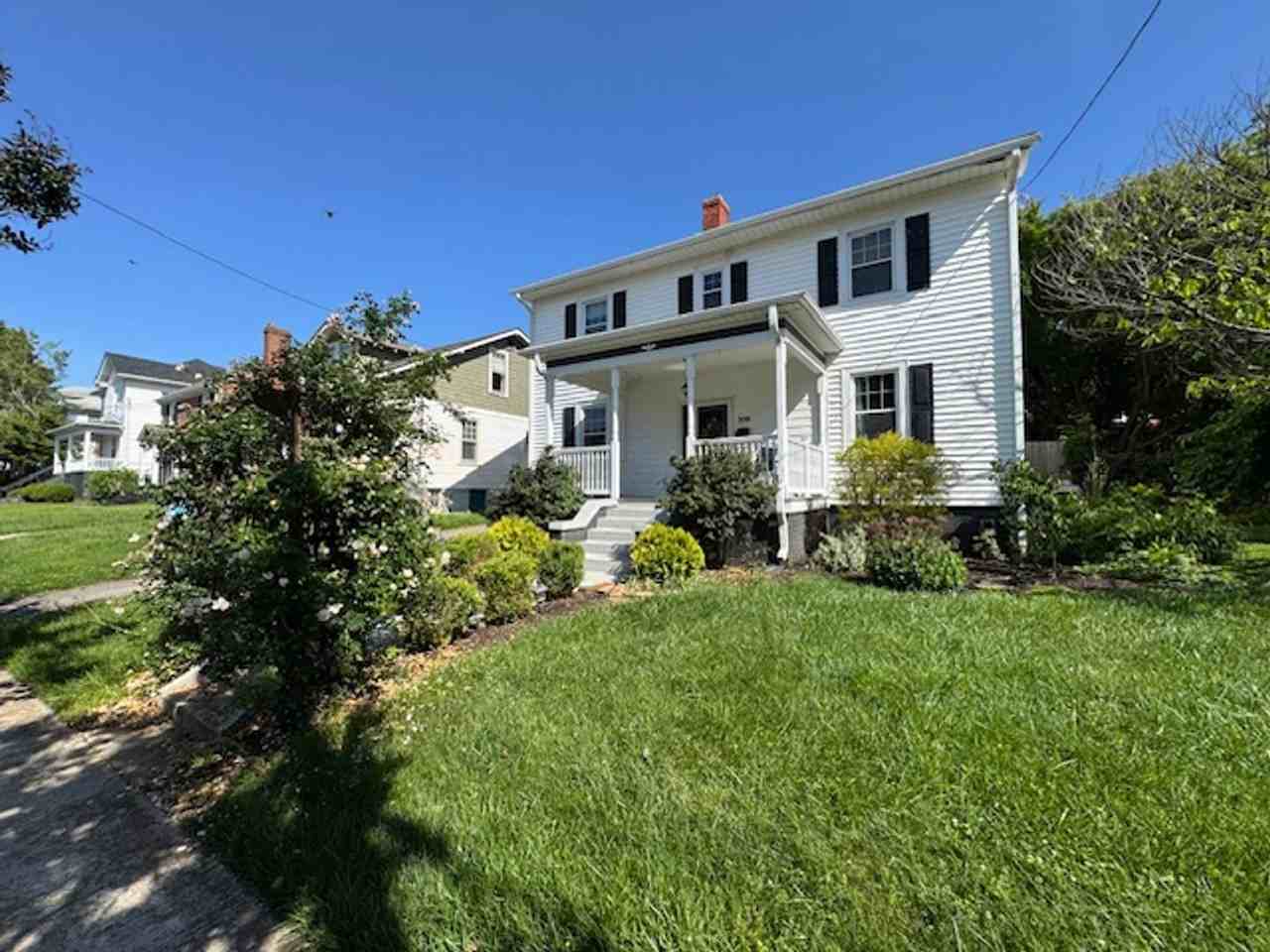 306 Yeardley Ave - Photo 2 of 19