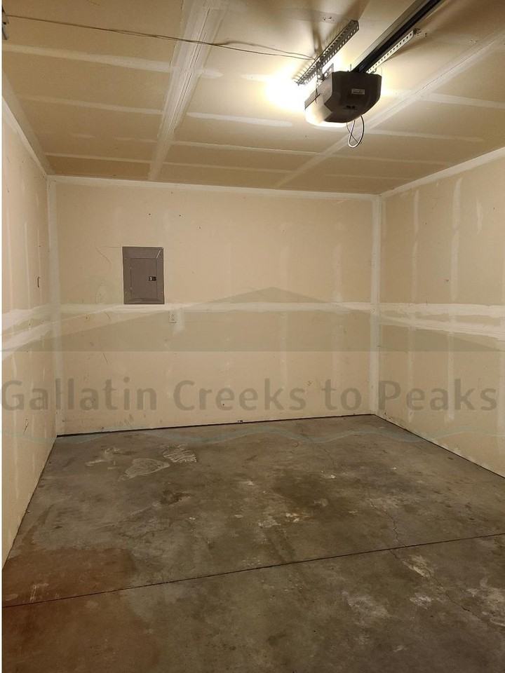 3040 York Street - Photo 3 of 20