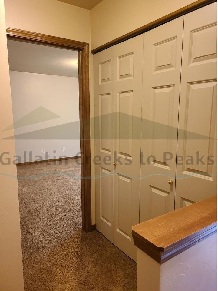 3040 York Street - Photo 7 of 20