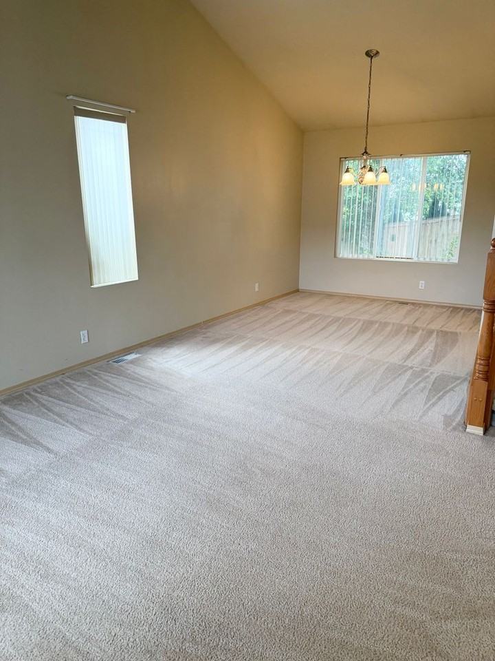 3227 Ne Chaudie Ct - Photo 6 of 24