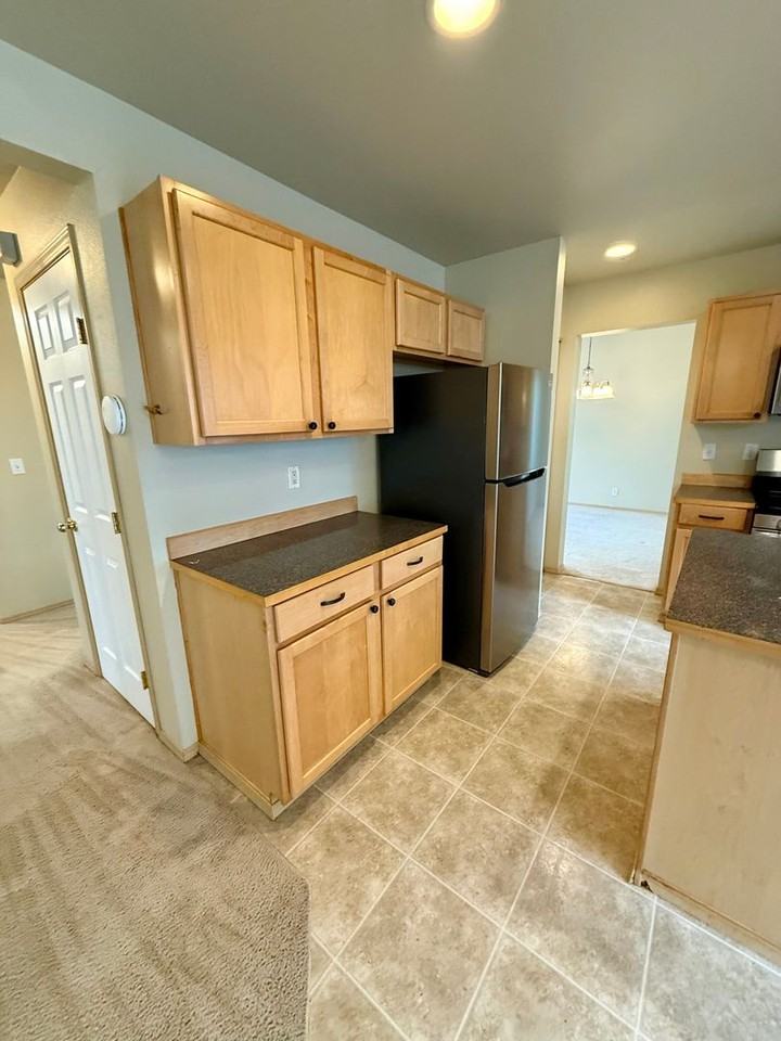 3227 Ne Chaudie Ct - Photo 7 of 24