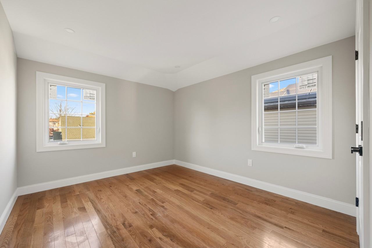 190-50 111th Road #2 - Photo 3 of 9