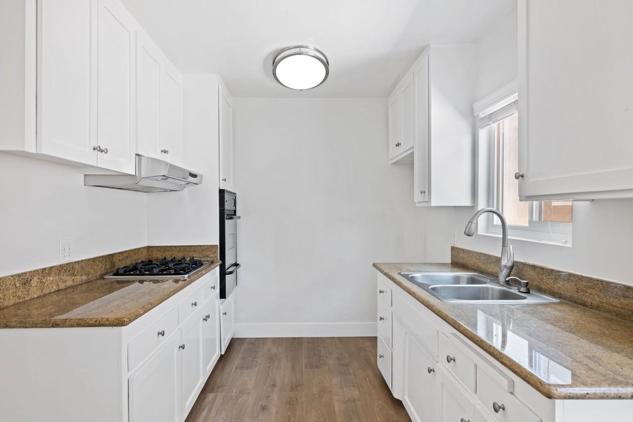 Carr/Irani/Carr - 271 16th Place - Photo 4 of 15