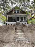 featured image of 4545 Fairmount Ave