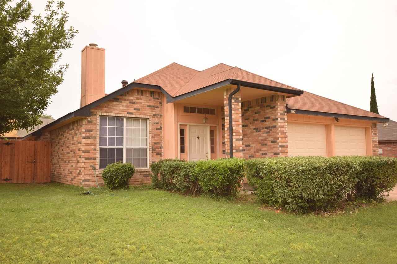 1117 Brewer Dr - Photo 2 of 14