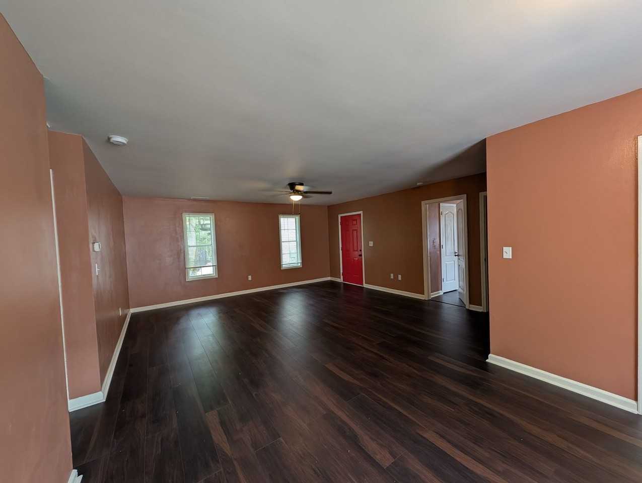 4208 Chalet Cir Nw - Photo 5 of 20