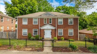 1724 W 19th St - Photo 1 of 1