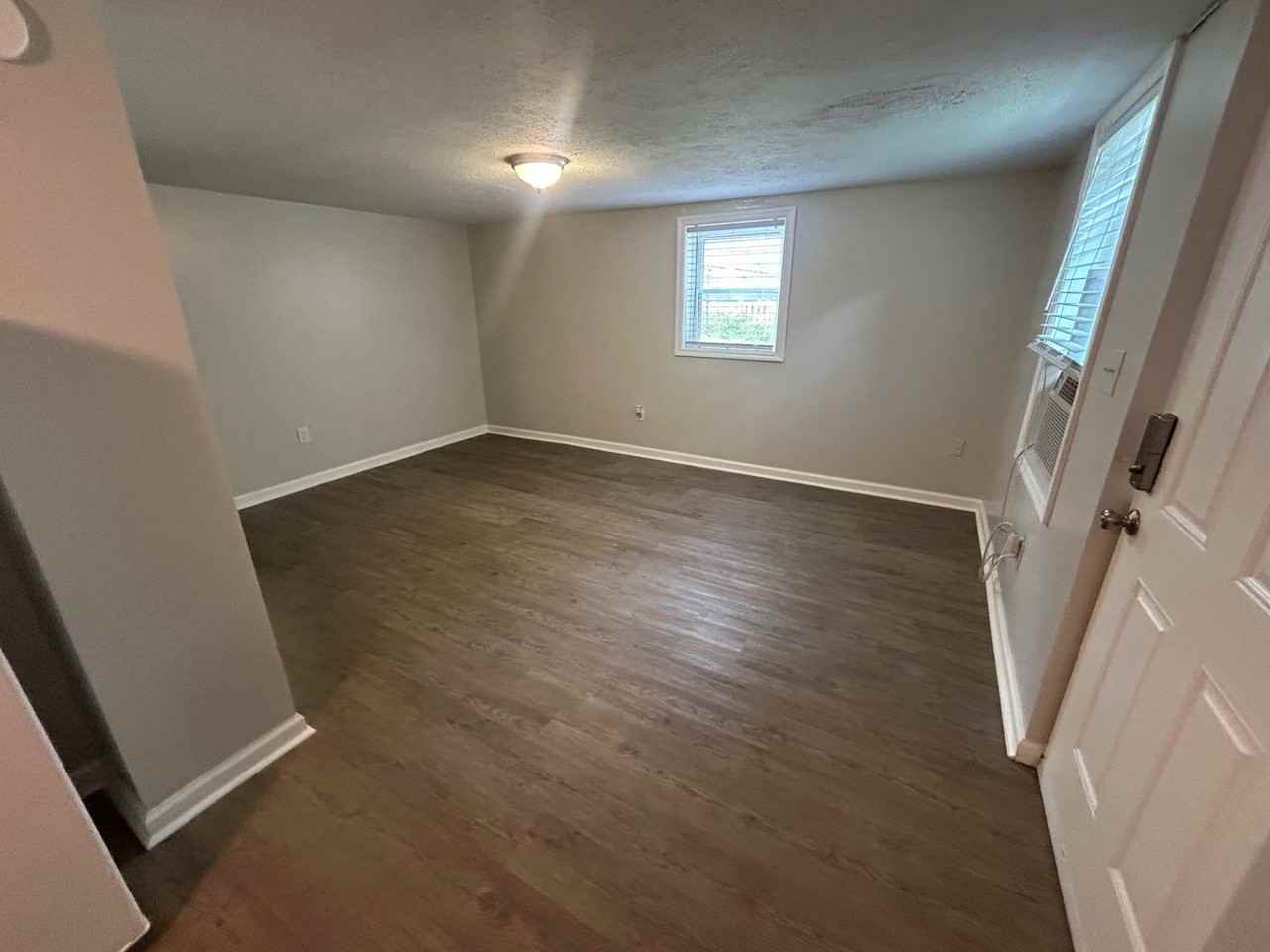 1810 Atascadero Dr - Photo 4 of 10