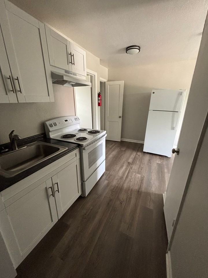 ~112 3rd Street - Photo 6 of 24