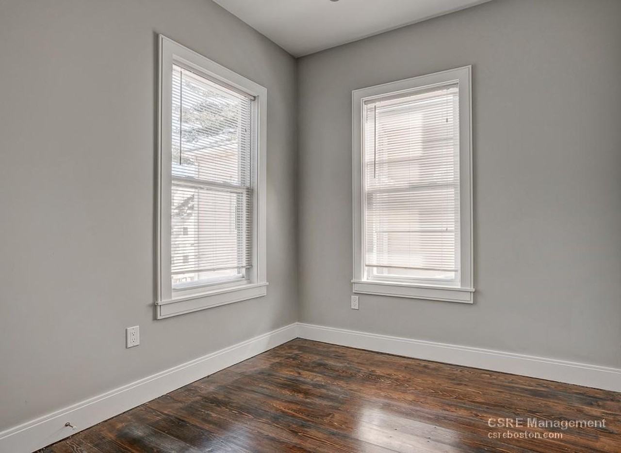 147 Boston Street - Photo 7 of 9