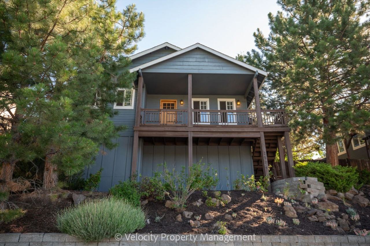 2576 Nw Monterey Pines Dr - Photo 2 of 15