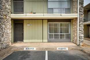 500 E Riverside Dr - Photo 1 of 1