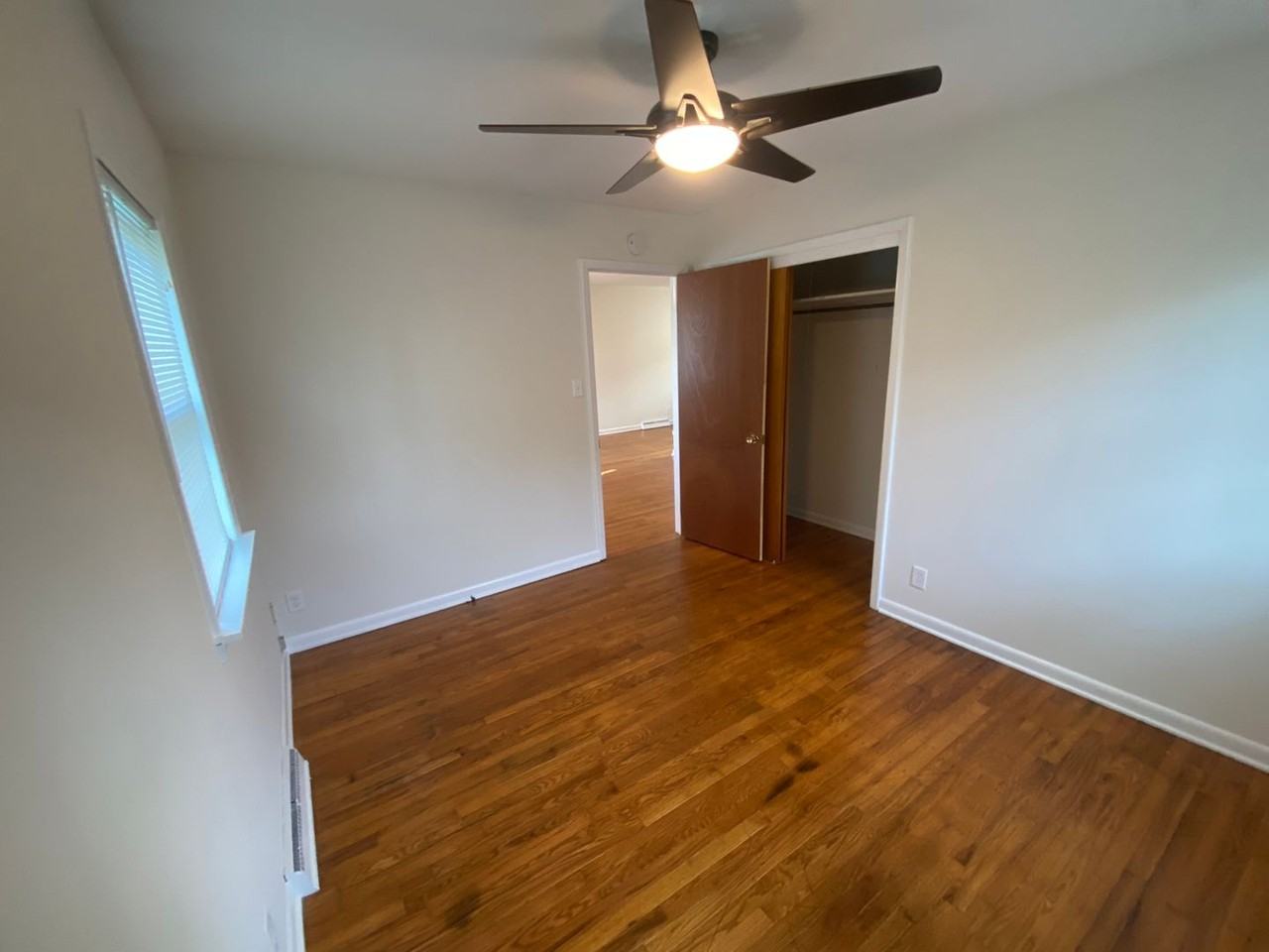 204 Willow Way - Photo 2 of 20