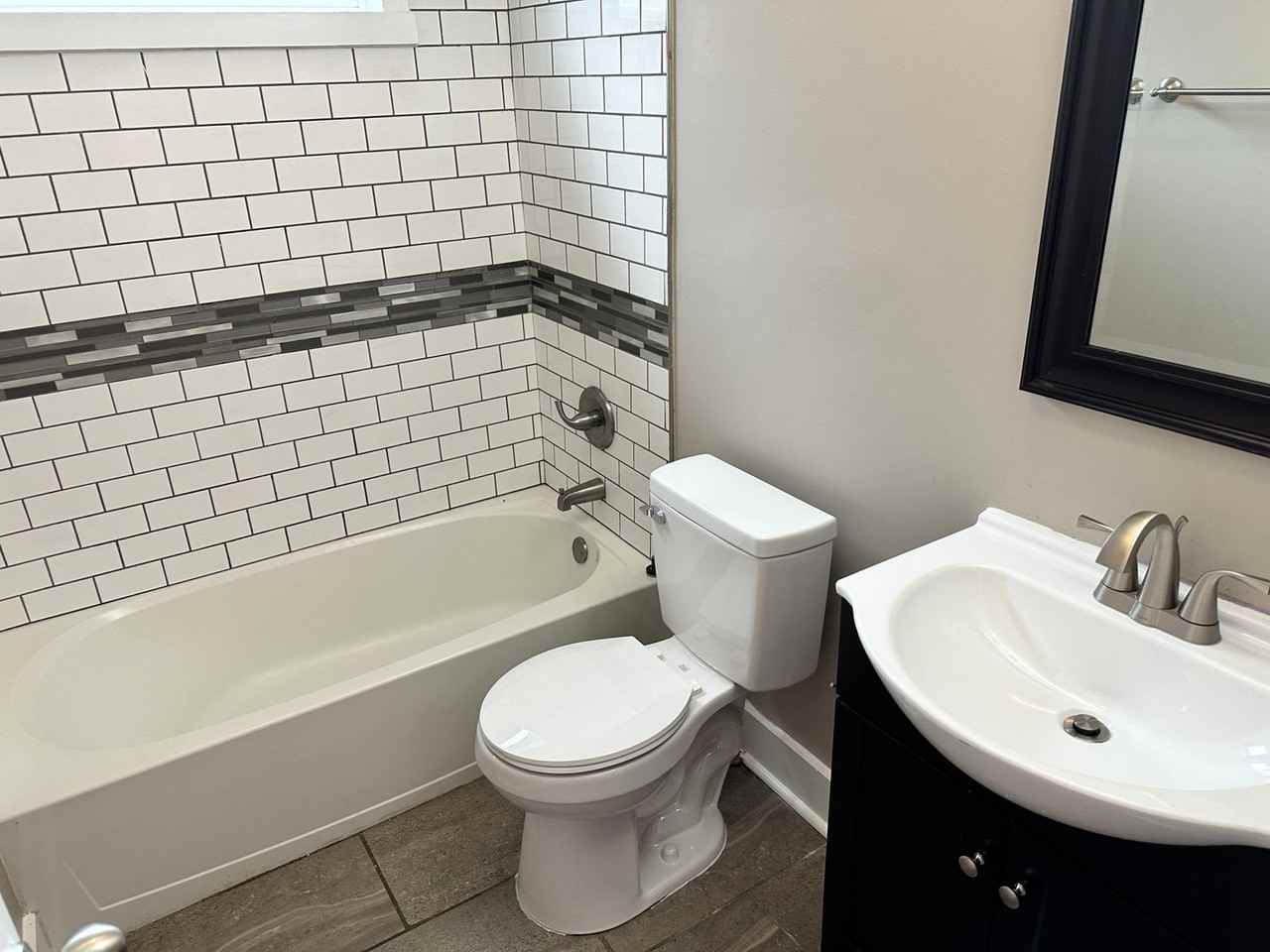 1621 Pegram St - Photo 6 of 9