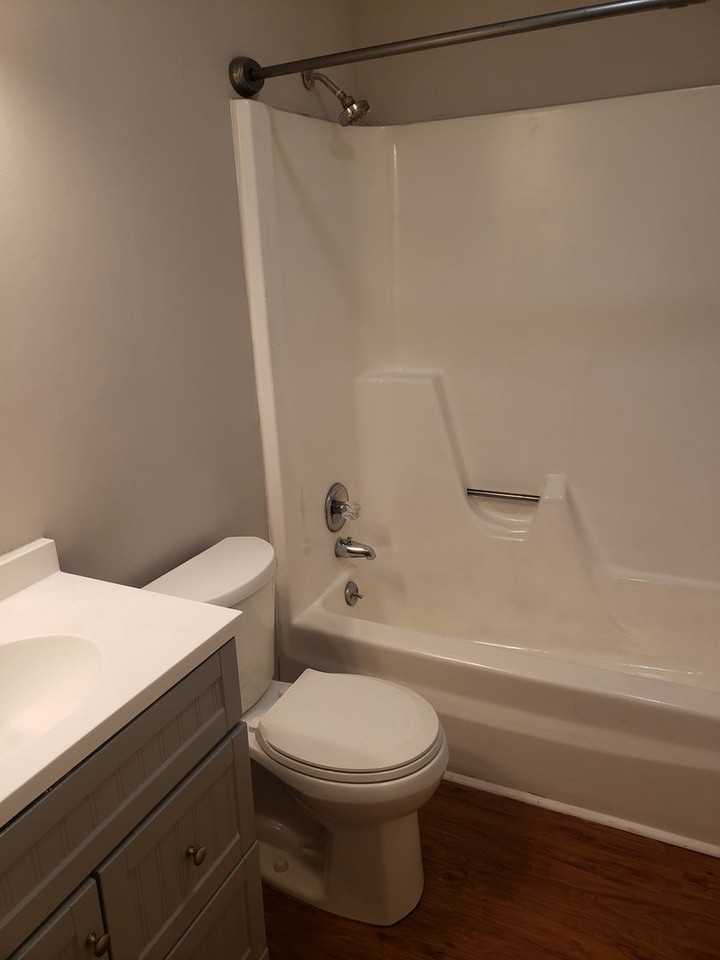 8111 Marcus Ln - Photo 6 of 10