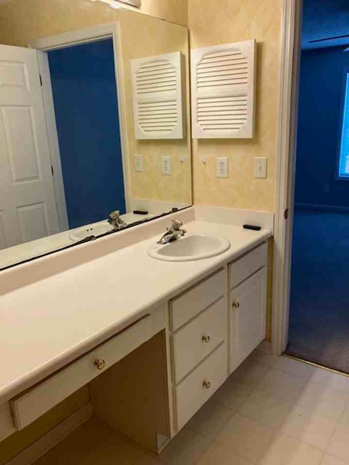 5002 Hunters Trl - Photo 5 of 6