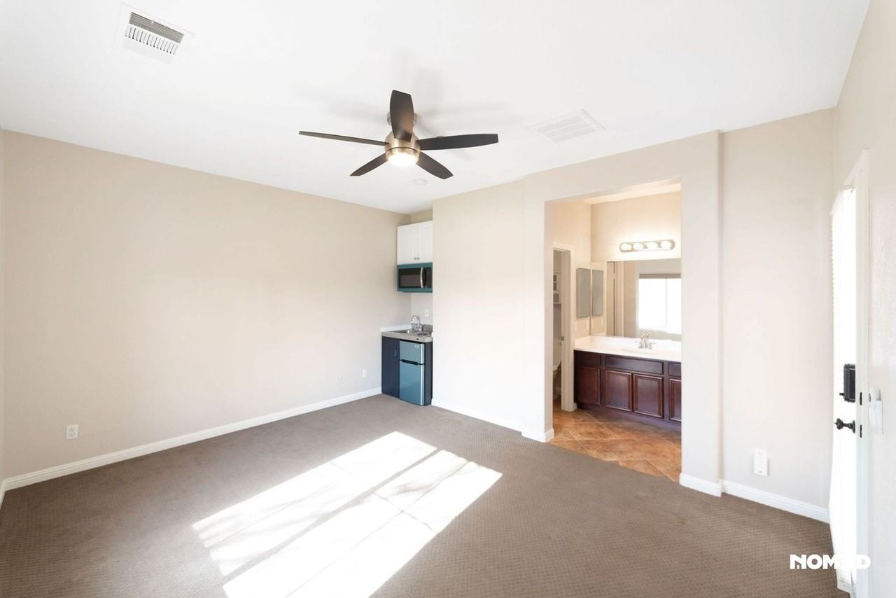 3853 Mira Arena - Photo 4 of 21
