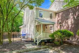 110 Gunston Ct - Photo 1 of 1