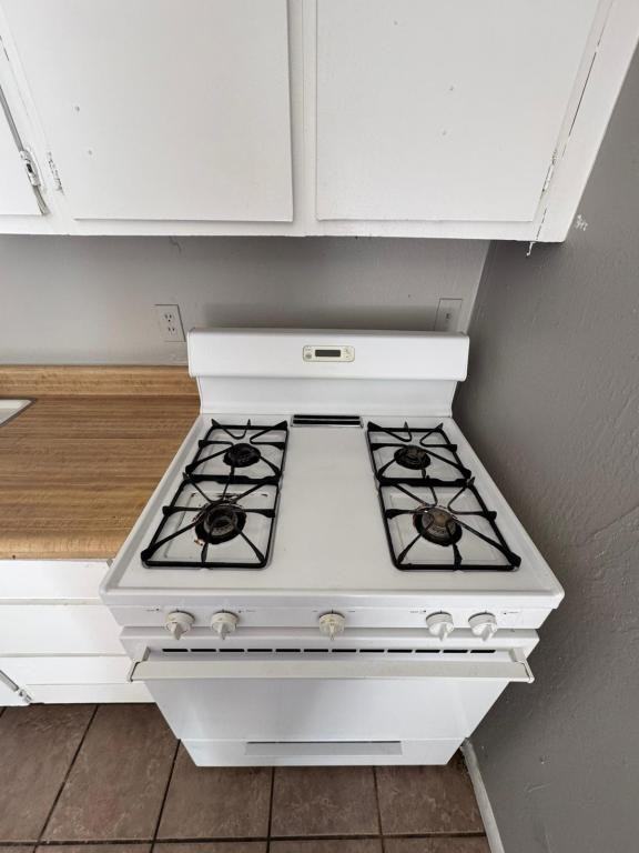 10016 N 14th St - Photo 2 of 12