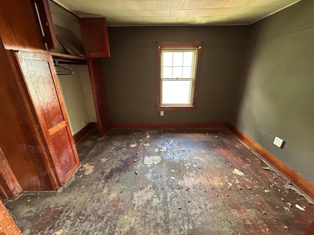 617 1/2 W Galena Ave - Photo 5 of 5