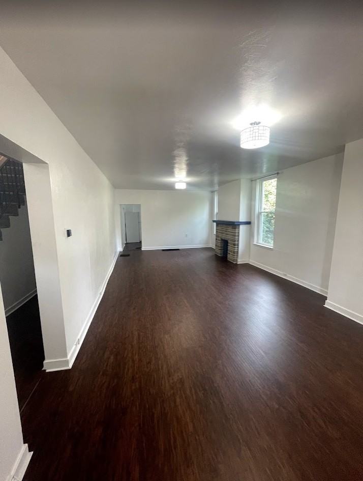 221 Orchard Pl - Photo 7 of 18