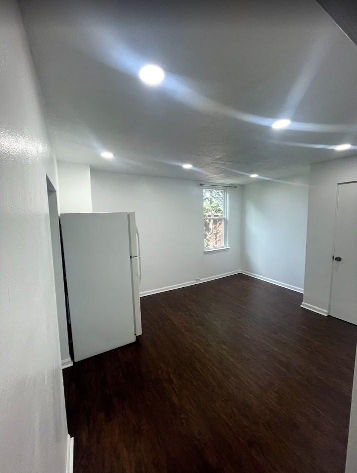 221 Orchard Pl - Photo 2 of 18