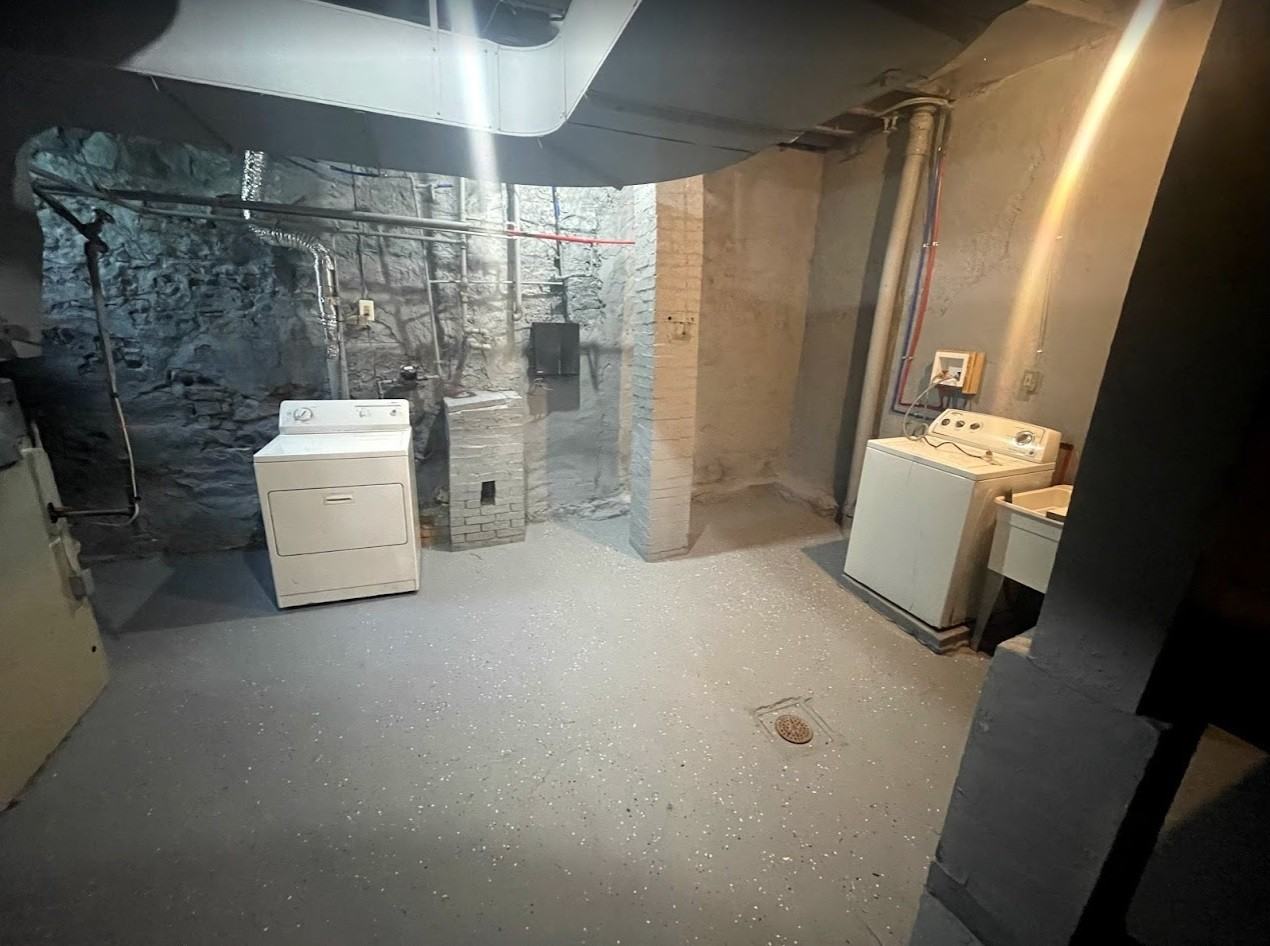 221 Orchard Pl - Photo 6 of 18