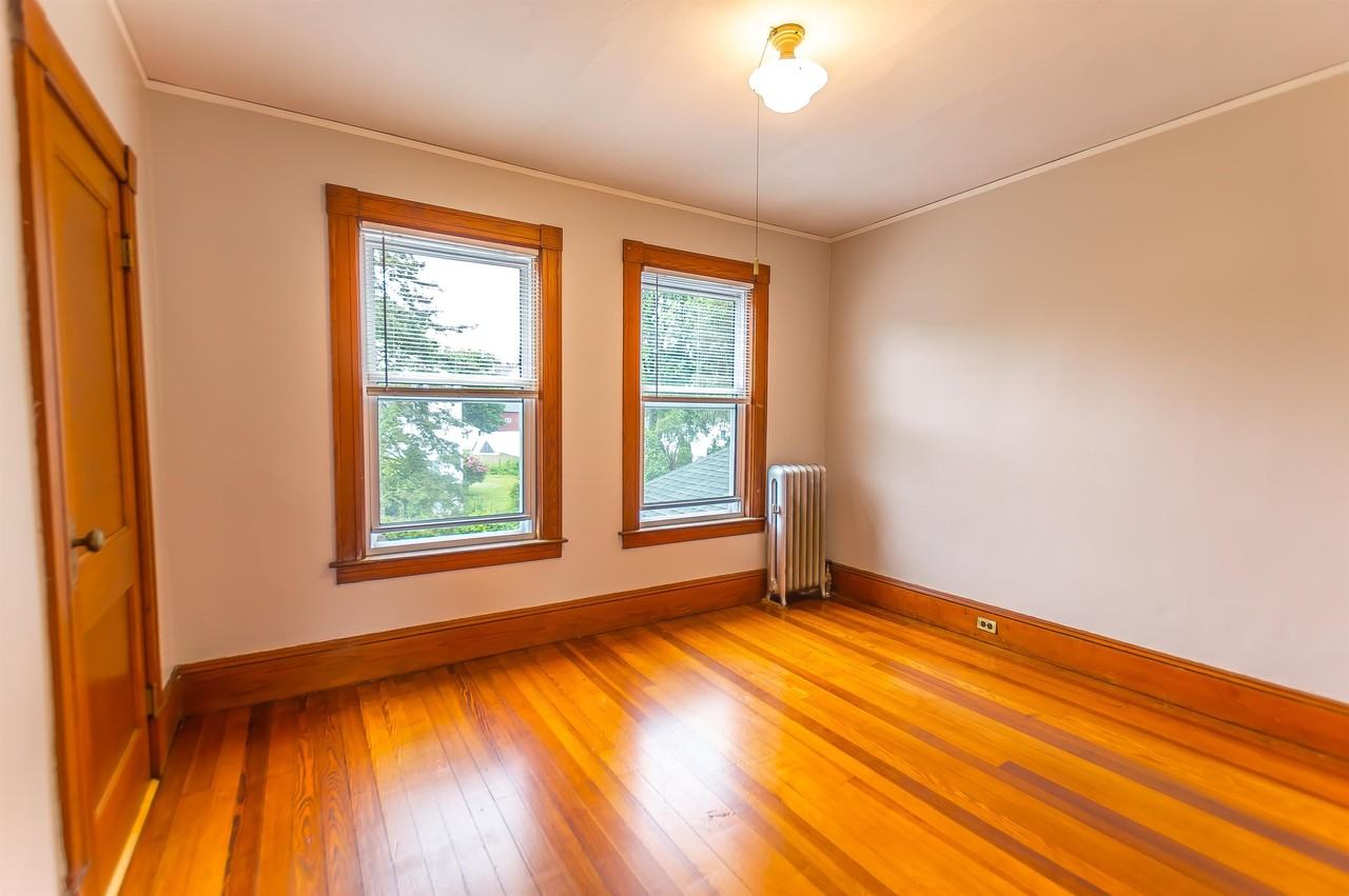 105 Ray St #2 - Photo 3 of 13