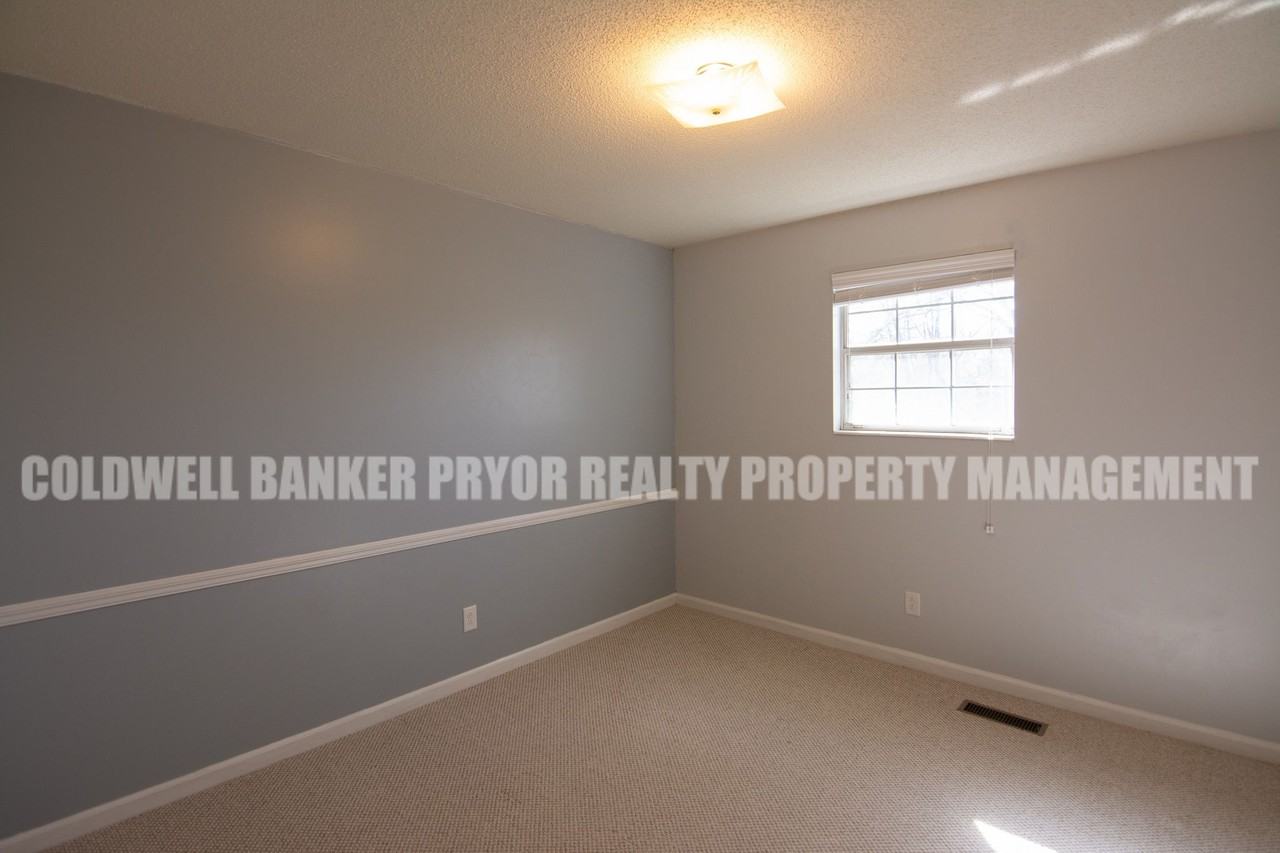 598 Highland Dr - Photo 2 of 35