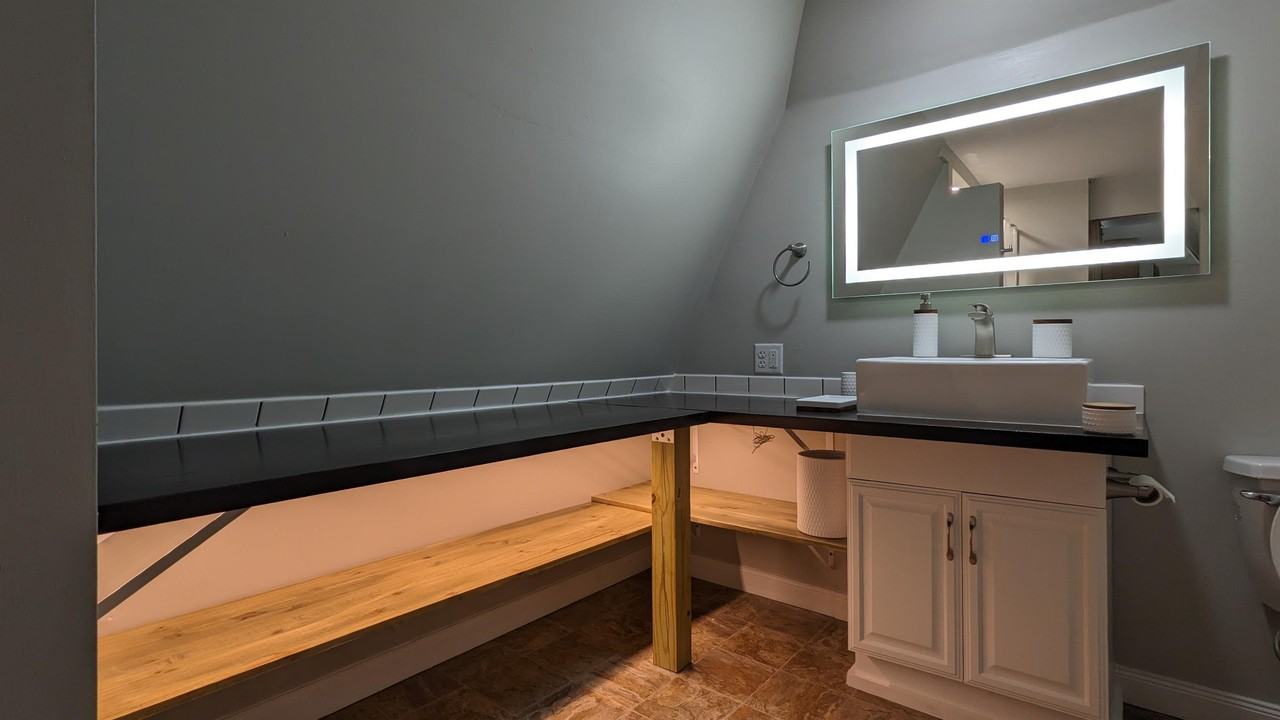 909 Hubbel St #2 - Photo 4 of 12