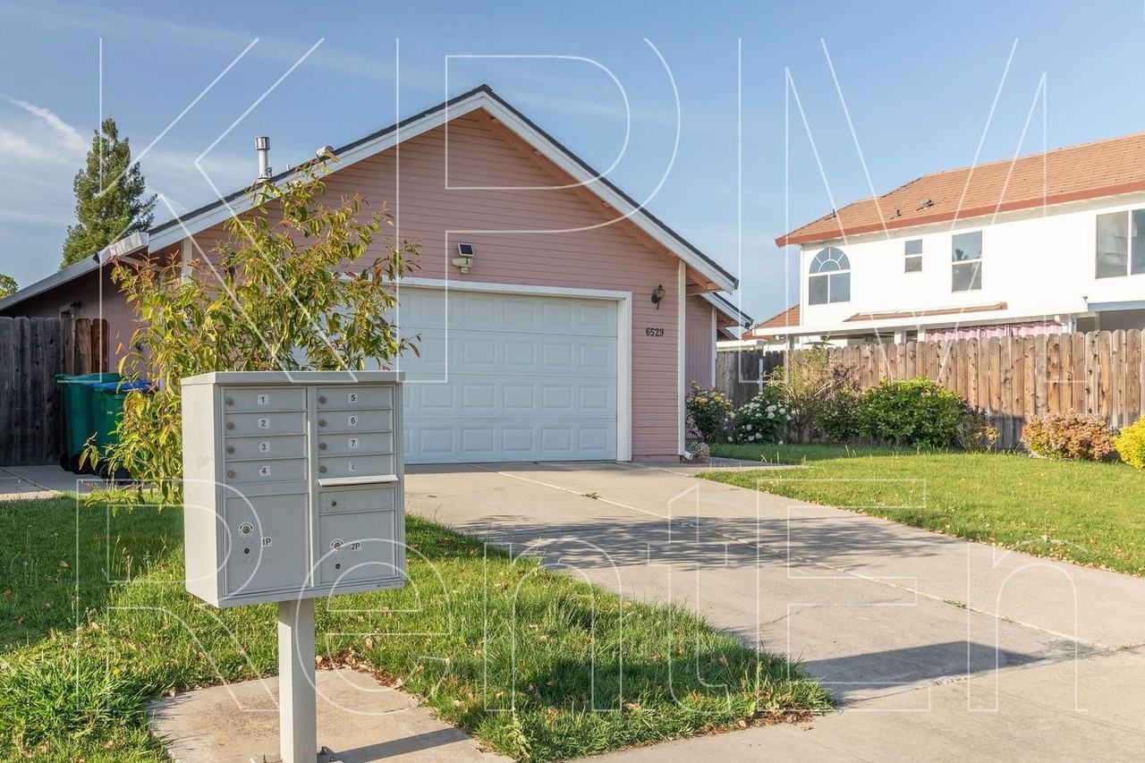6529 El Capitan Cir - Photo 3 of 28