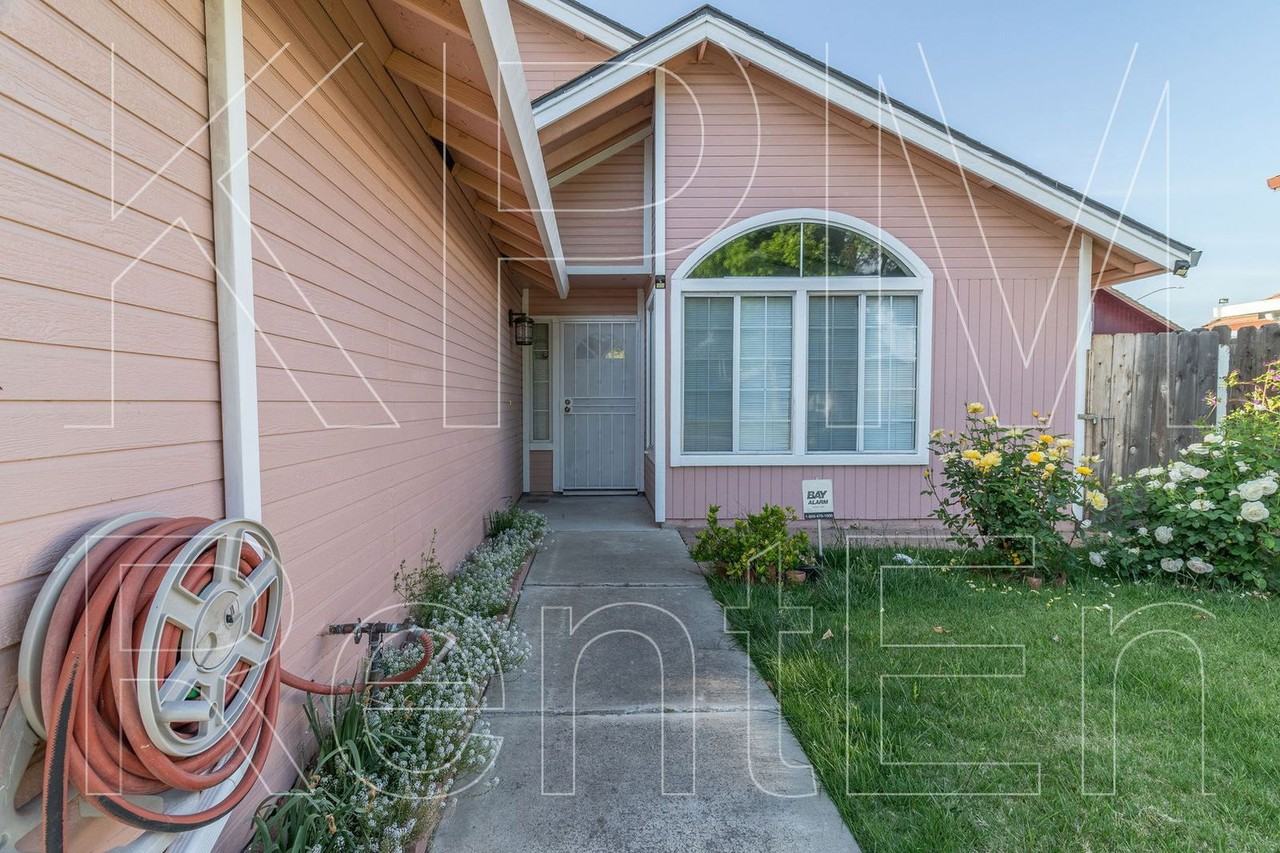 6529 El Capitan Cir - Photo 4 of 28