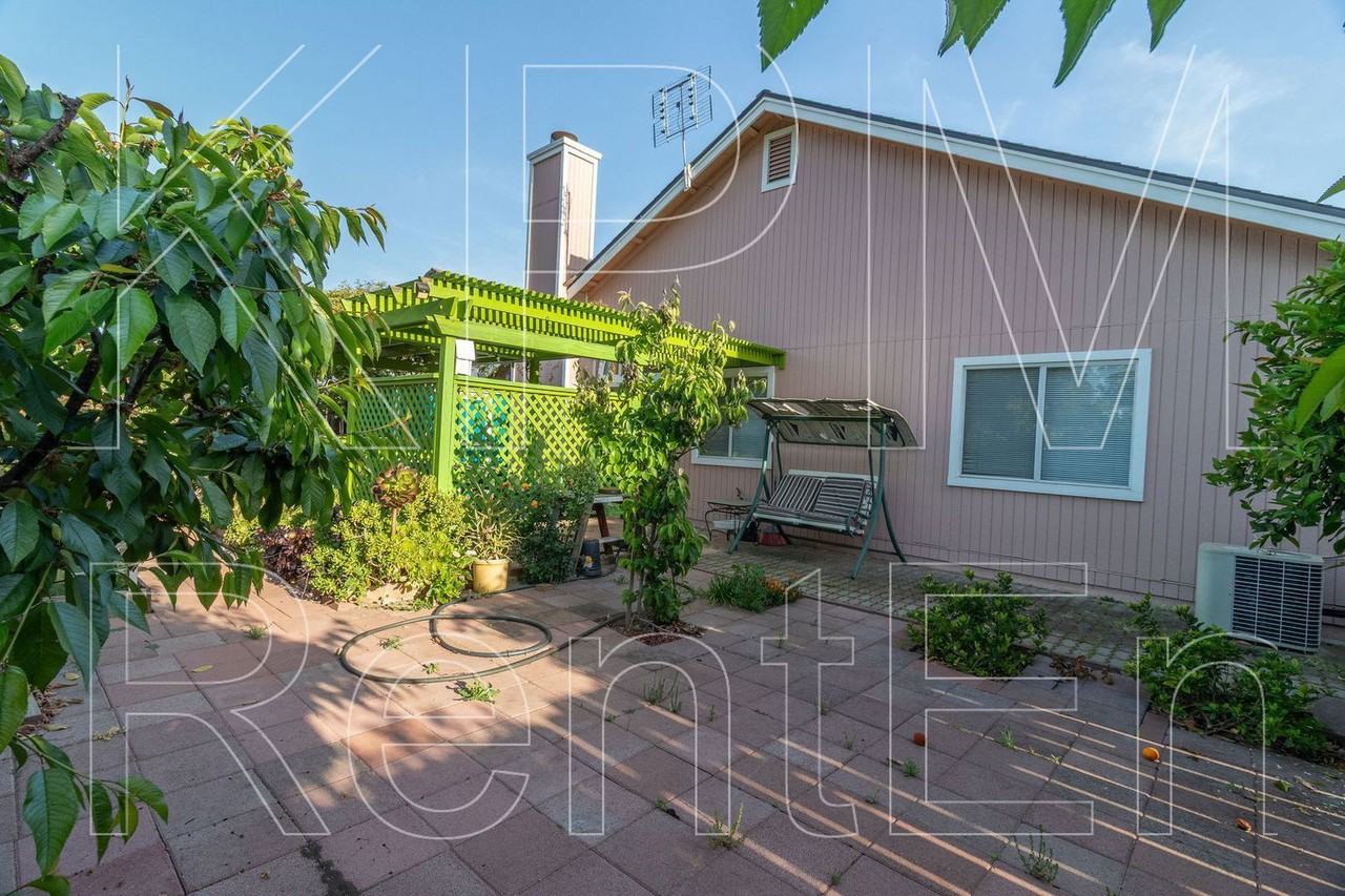 6529 El Capitan Cir - Photo 7 of 28