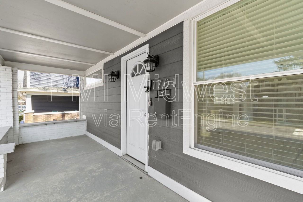 1701 Barth Ave - Photo 5 of 47