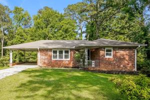 featured image of 2415 Rose Ln