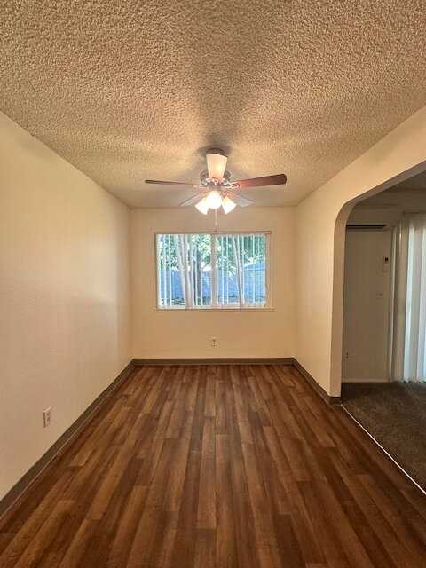 1640 Se 162nd Ave #5 - Photo 2 of 12