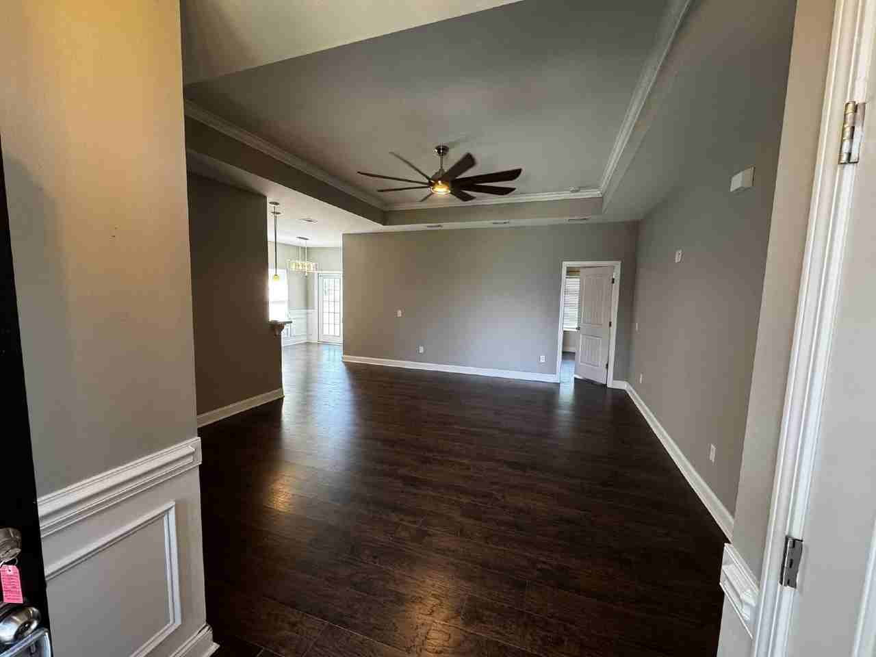 116 Thornbush Ct Ne - Photo 3 of 19