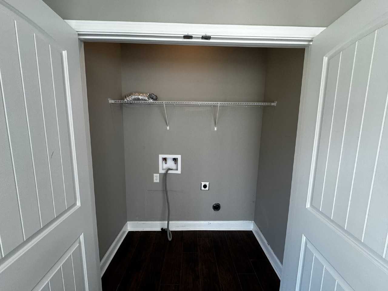 116 Thornbush Ct Ne - Photo 7 of 19