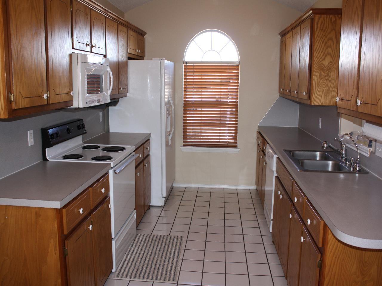 6107 14th St - Photo 2 of 12